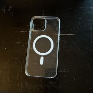 Apple clear case for iPhone 13 pro max